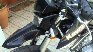 KLX 250 SF Primeras Impresiones [upl. by Anerul]