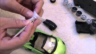 review Maisto Lamborghini Aventador LP 7004 Roadster 124 green [upl. by Mortensen]