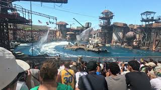 Watching the Waterworld show at Universal Hollywood Studios [upl. by Elfrieda975]