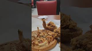 Tasty fried chicken and pizza in Taiwan [upl. by Nil96]