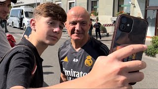 Tifosi Napoli col Real Madrid chiedono selfie persino a lui 🤳🇪🇸 [upl. by Swee]