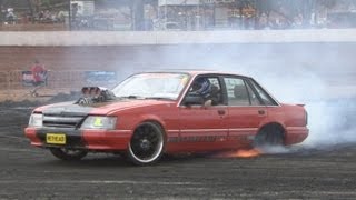 METHEAD burnout at NSW Pro Burnouts 2013 [upl. by Haisej]