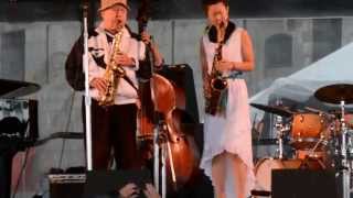 Lee Konitz and Grace Kelly at 60TH Newport Jazz Festival [upl. by Merna]