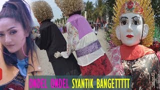 Parody Lagi Syantik  Siti Badriah Pasangan Ondel Ondel Syantik Banget [upl. by Aiduan]