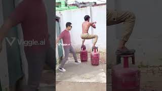 fighting short action gas cylinder Upar mein [upl. by Wivinia720]