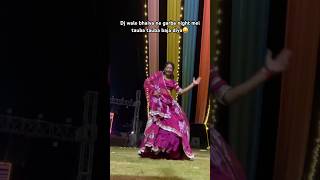 Did tauba tauba wali step in this heavy lehnga😛😂 ytshorts navratri Urwashi Palandurkar [upl. by Benedikt]