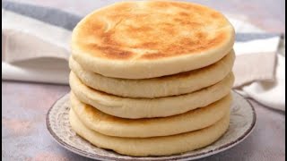 Pane in padella  ricetta facile e veloce senza lievito 🍞😋 [upl. by Ahrens]