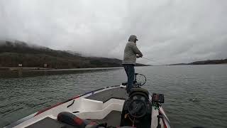 Winter bass Fishing lake guntersville January 2023 [upl. by Noirred]