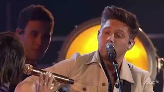 Seeing Blind Niall Horan amp Maren Morris Live at CMA Awards Best song [upl. by Nnire]