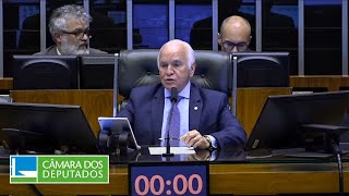 Plenário aprova prazo indeterminado para laudo de autismo ou deficiência permanente  100523 [upl. by Imailiv]