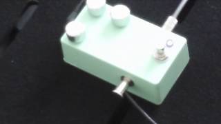 Supreaux Pedal Demo by PedalMonsters  SuproValco Amp Pedal [upl. by Nesta25]