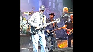 KansasCarry on Wayward Son Live with Original Members Kerry Livgren and Dave Hope 10424 [upl. by Ttayw]