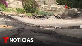 De este calibre son las grietas que causan emergencia en Rancho Palos Verdes  Noticias Telemundo [upl. by Fenella894]