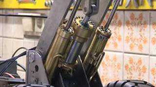 Video 25 Versuchsaufbau Hydraulik Radlader VOLVO L220Ewmv [upl. by Butterfield]