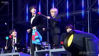 190105 GDA Day1 JIN amp V REACTION [upl. by Nyliuqcaj]