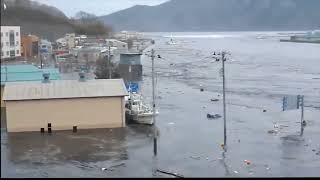 SCARIEST 2011 JAPAN TSUNAMI FOOTAGE COMPILATION PART 45 [upl. by Sim]