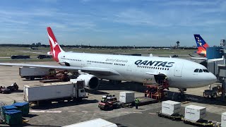 QANTAS AIRWAYS  SYDNEYMANILA  ECONOMY CLASS  AIRBUS A330300  VHQPC [upl. by Ynots715]