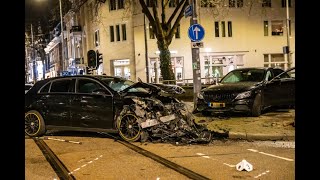 Twee auto’s gecrasht na politieachtervolging  Nieuwe Binnenweg Rotterdam [upl. by Arratoon486]