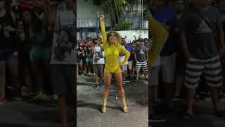 Mayara lima  Último ensaio de rua do Tuiuti 2022 [upl. by Annoda792]