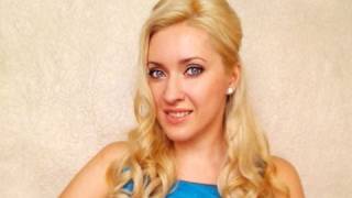 Half up half down hair with curls Праздничные прически своими руками [upl. by Ahders]