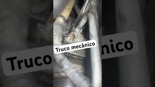 Truco mecánico y placer visual sigueme para mas 😂 mecanicaautomotriz truco [upl. by Niamreg]