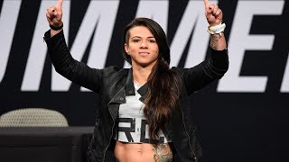 UFC 212 Cláudia Gadelha  Grandes sonhos lutando pelo UFC [upl. by Ylicis]