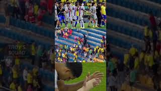 Cádiz goalkeeper Jeremias Ledesma runs with a defibrillator  cádizcf fcbarcelona laliga [upl. by Oinesra]