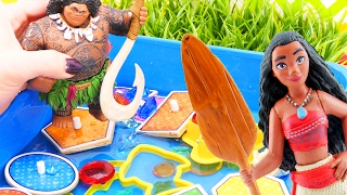 Learn with Moana 15 More Shapes as Disney Toys Moana amp Maui save Chief Tui by finding Shapes [upl. by Cruz]