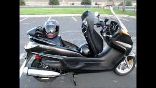 Yamaha Majesty 400 review  The Best Value Touring Scooter [upl. by Amzu]