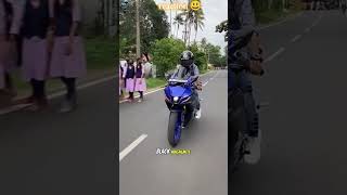 Yamaha R15 The Unbelievable Reaction [upl. by Ashok]