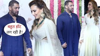 Salman Khan Rocking Entry with Girlfriend Iulia Vantur at Ganesh Chaturthi Celebration 2023 [upl. by Sukramed]