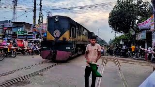 ৪৬২ পার্বতীপুর লোকাল। Bangladesh Railway Local Train Service ExploreBangladeshRailway [upl. by Verger347]