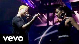 DownTown  Anitta feat J Balvin Live at Viva Latino [upl. by Encratis617]