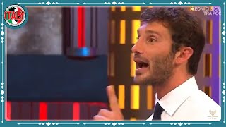 “Sei un pezzo di…” Affari Tuoi Stefano De Martino non ci sta e sciocca il pubblico gelo in studio [upl. by Kcarb]