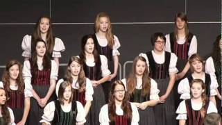 DIZDIZKA ZERUAN Eva Ugalde Cantemus Childrens Choir [upl. by Sillert]