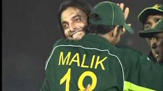 Shoaib Akhtar on hattrick vs India [upl. by Sibley384]