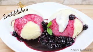 Hefeklöße mit Blaubeeren und Vanillesoße  Hefeteigrezepte [upl. by Homere]