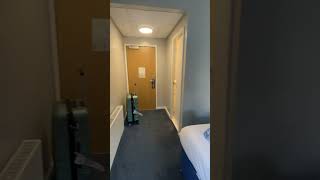 Room Tour Travelodge Greenwich [upl. by Skerl609]