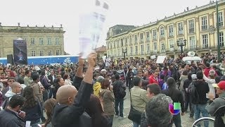 Destitución de alcalde generó protestas en Colombia  Noticiero Univisión [upl. by Cis]