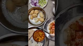 Dahi vade Chole ki sabji fry rice amchur ki mithi chatni bundi raita bhindi ki sabji salad [upl. by Lundin]