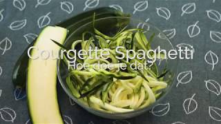 Hoe maak je courgette spaghetti PuurGezond [upl. by Cirederf54]