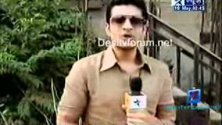 Karan Kundra amp Kritika Kamra On SBS 10th May 2011 Arohi Ko Lagi Goli [upl. by Ardehs]