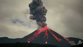 VOLCÁN REVENTADOR REGISTRA UNA ALTA ACTIVIDAD SÍSMICA [upl. by Sixela]