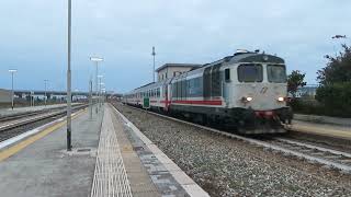 Treni a Crotone il 30 Dicembre 2023 [upl. by Eidassac599]