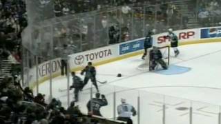 Joe Thornton vs Tim Gleason Dec 26 2005 [upl. by Norret364]