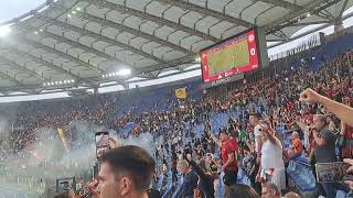 Roma  Udinese  La SUD entra al 30° minuto [upl. by Anoirb248]