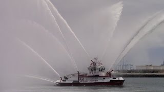 LAFD Boat 2 water demonstration [upl. by Bosson499]