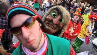 Fasching Fasnetumzug Stuttgart Hexen Narren Funkenmariechen  beim Karnevalsumzug [upl. by Karalynn]