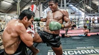 Muay Thai Motivation  Crazy training Buakaw [upl. by Schaffer]