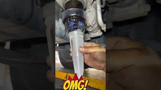 Is this a smart way to remove oil filter [upl. by Mian]